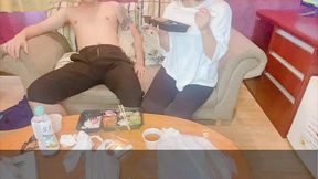 【素人】金玉を転がすように舐める素人みにまむ彼女