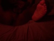 huge dick twink showing off his ass and soles. FULL ON ONLYFANS