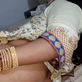 Desi Indian newly married girl enjoyed fully