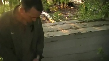 baisé par un rebeu hétéro au bord de la garonnetrop bon de sucer ce rebeu ...