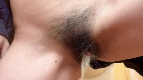 hana at kitchen cooking then she need go to pee on toilet