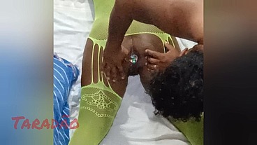 Preta do rabo guloso tomando porra pelo cu ( carnaval 2025 )
