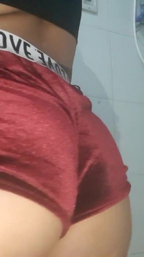 South Indian girl with big ass twerking   Clip 2