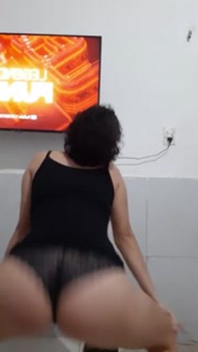 safada dançando funk Lary Schmutz