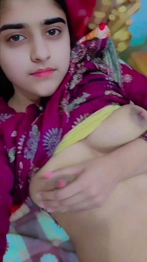 Cute girl fuck her pussy with fingers on video call tight pussy sowing for bf xxx viral video   Clip 1