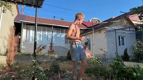 No40 часть 1 парень с большим членом ебет милого твинка садовника папочки