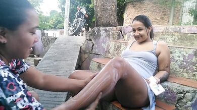 I love having my vagina eaten in public