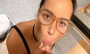 kittie en cuissardes vide son mec