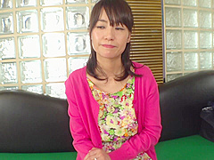 スレンダー美人の専業主婦かなえさんは44歳