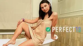 Come Take a Shower with Me! Stella Jegante for Perfect18