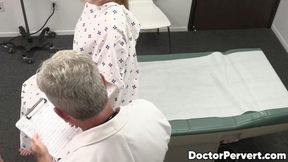 Naughty&#x1F608; Liv & Samantha Reign Deep Throat Doctor's Cum