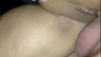 fui conhecer uma boate nova e acabei dando para 2