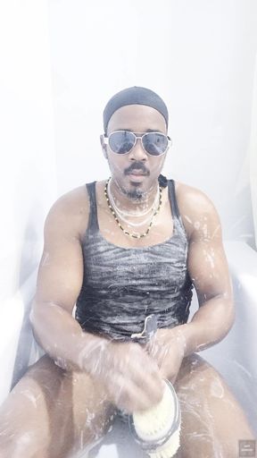 I Wash My Body in the Bath 5