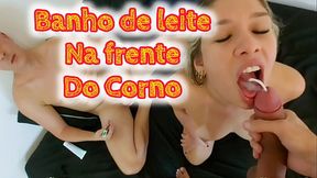 ENCHEU A PUTA DE LEITTE NA FRENTE DO CORNO - SE AFOGANDO COM ESPERMA