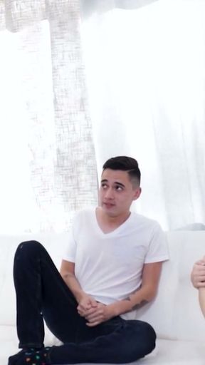 Step-sis Laney Grey Accidentally Sees Her Stepbrother's Giant Cock, She Can't Stop Thinking About It   Clip 2