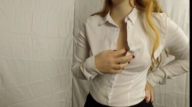 Tiny Redhead Lactates Hard Solo After Morning Coffee