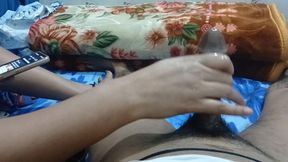 Bhabi ne pussy dhekha ke Lund khada kar Diya