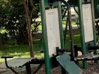 zorra culona coge con dos desconocidos en el centro de Monterrey