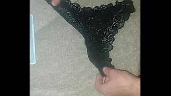 Catxxl - Masturbating with a stranger&#039_s scented panties / Masturbating with her worn out underwear