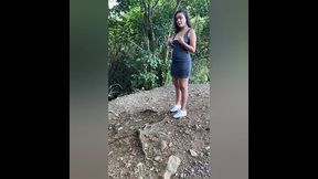 sexy latina grabada en publico y divirtiendose con su lindo cono jugoso