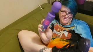 Foot Fetish video for 20 days of 420 with Seattle Ganja Goddess! Shoe lick