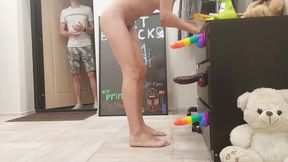 I Meet the Delivery Guy Naked