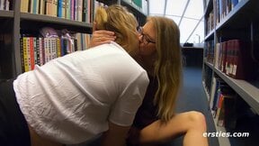 Extrem riskant in der Bibliothek