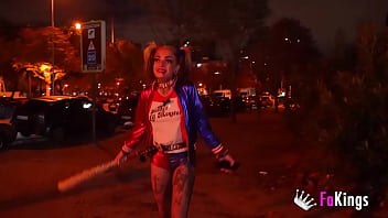 Lady Medusa is the nasty Harley Quinn. Today she is gonna catch a huge cock