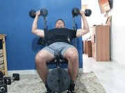 Gimnasio entrenando