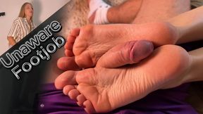 Stepmom Unaware Footjob: Foot Massage & Cumshot - MaryGi