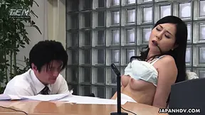 Miyuki Ojima Gets Finger-Fucked Thoroughly By Her Lover's Skillful Fingers