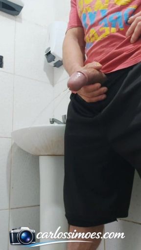 Brazilian Carlos Simões-well-endowed and Hung-peeing and Showing off His Huge, Thick Cock. Part 3.
