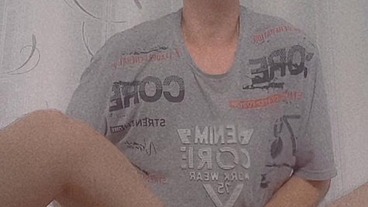 Julia_Porn. Young attractive twink rides giant dildo in front of webcam