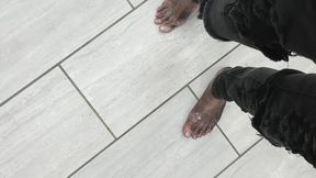 3-8-2026 Spit Feet Sunday:- Laundromat Spit Feet