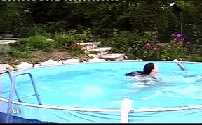 Training of joha spanking her ass in the backyard
