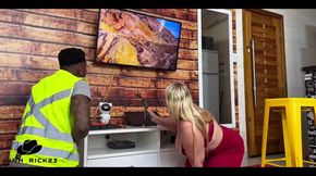 My Neighbor's TV Froze and She Called Me Over to Break Her Little Ass