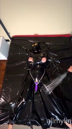 Submissive wife in latex tied up has a great orgasm   Clip 1