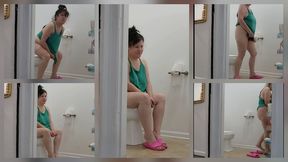 TALL 159 Lb GIANTESS TAKES A STRONG FLOWING MORNING PEE