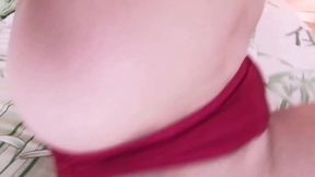 nue en string, je m excite de mes p tits doigts. filme a main levee pour ...