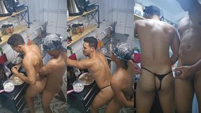 meu primo dotado me come na cozinha enquanto preparo sua comida com nossos avos em casa