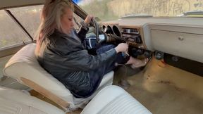 Enjoying Her Struggles (Movie)