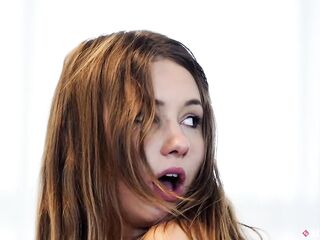 KILLERGRAM - Taylor Sands Lights Up The Office After Unwrapping A Very Nasty Surprise