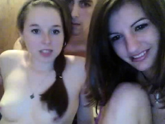 Amateur Threesome Brunette Teen