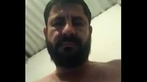 Heterosexual me manda video de su cuerpo