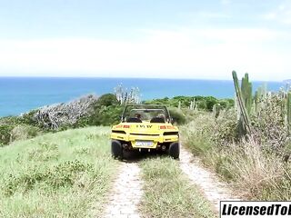 LICENSED TO LICK - Sexy Chicks Go Down ON Every Other At Beach