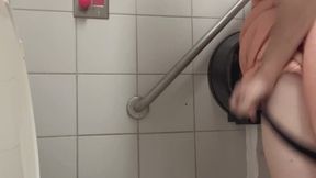 piss in toilet room hana cute