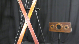 Legati e martellati a pelo: gay francesi amatoriali si fanno inculare violentemente in un'orgia di gangbang selvaggia