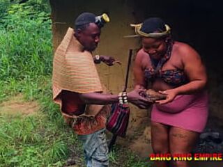 HORNY STEPMOTHER WELCOME ME WITH HOT SEX IN OUR LOCAL HUT AND I FUCKED HER WELLA AND ENJOY IT