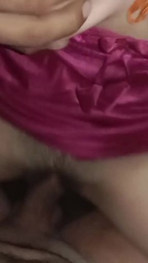 Sexy bhabi room pe akela thi mujhe bula chudwane liye maine mast choda bhabi ko   Clip 1