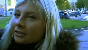 Messy blond chic gives a head to her BF before he pokes her in doggy pose
